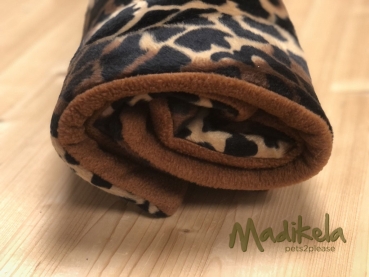 Preview: Kuscheldecke Tierfell Giraffe mittel 50 x 70 cm Preview: Kuscheldecke Tierfell Giraffe mittel 50 x 70 cm